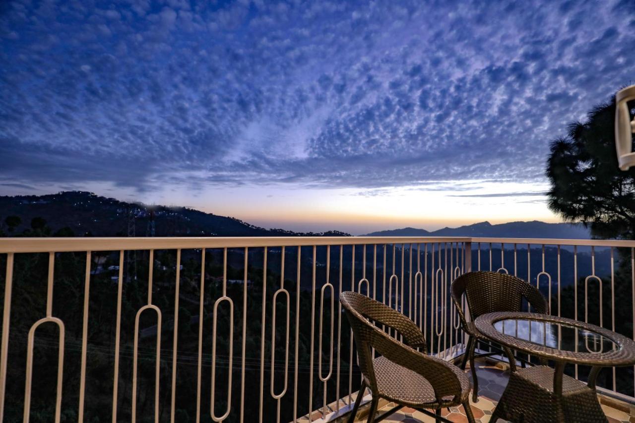 Hotel Le Halcyon , Kasauli Solan Exterior foto