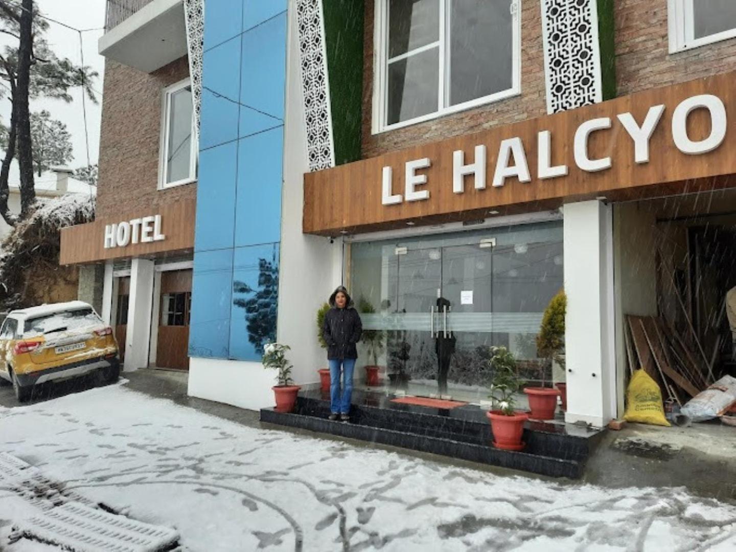 Hotel Le Halcyon , Kasauli Solan Exterior foto