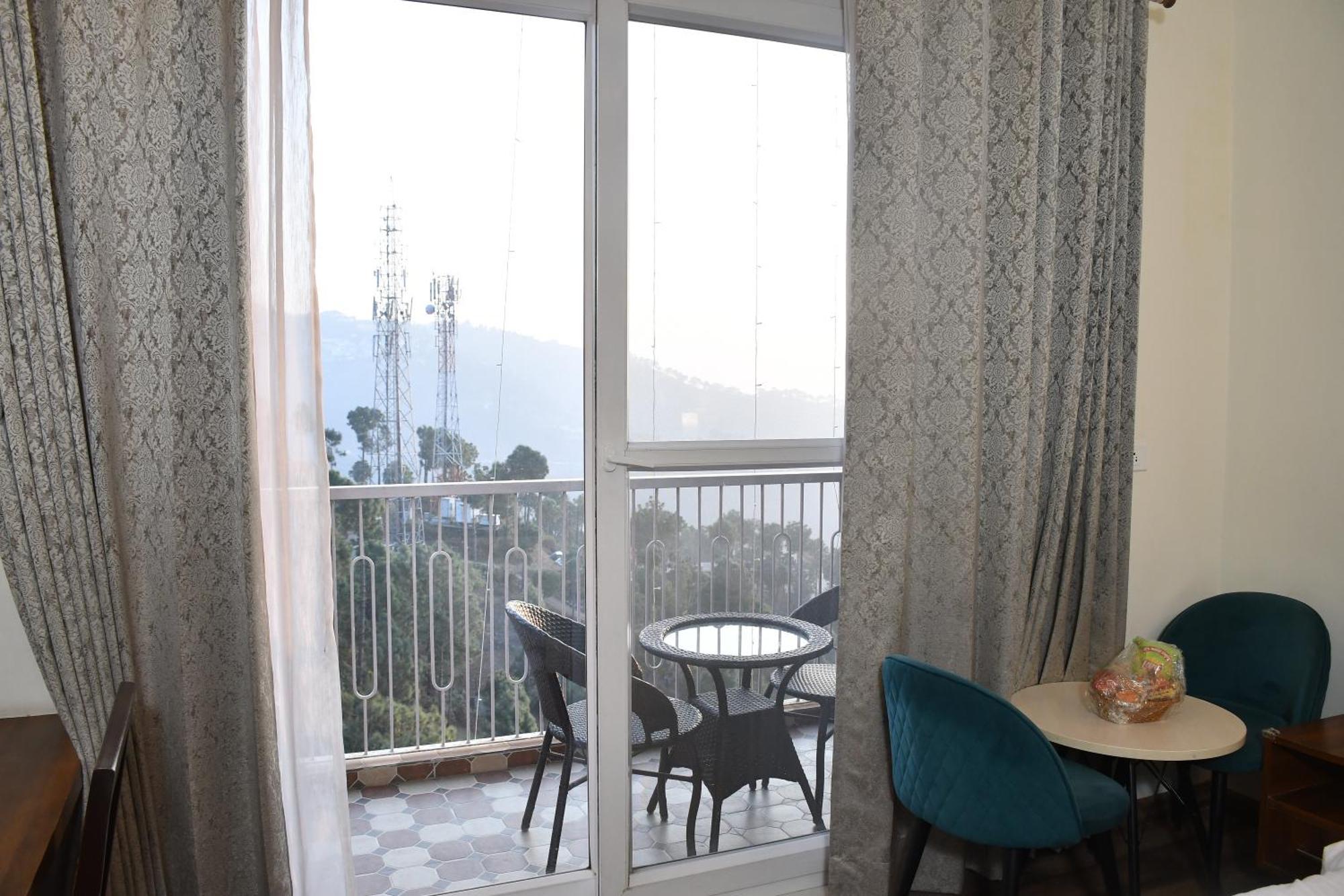 Hotel Le Halcyon , Kasauli Solan Exterior foto