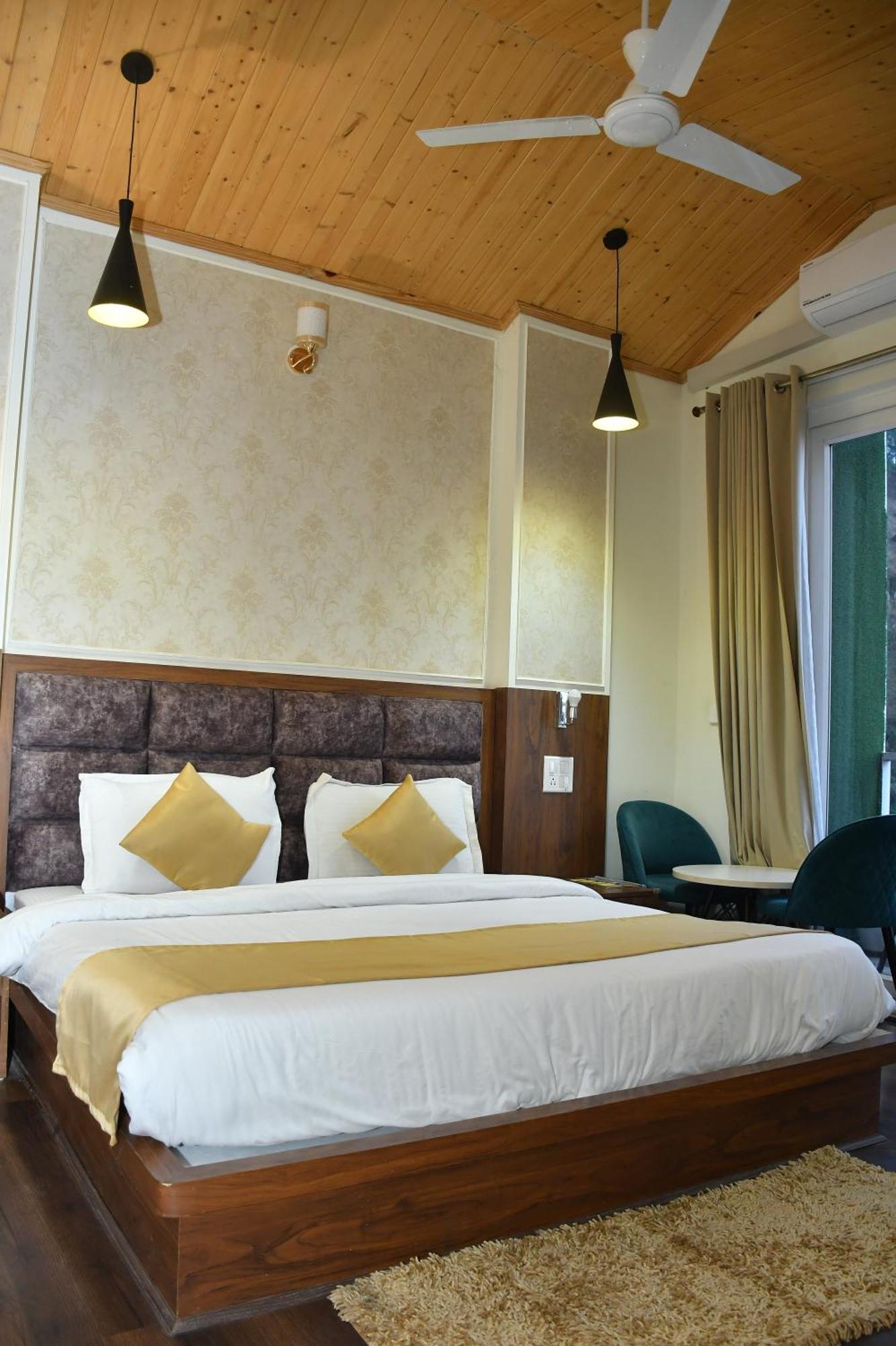 Hotel Le Halcyon , Kasauli Solan Exterior foto